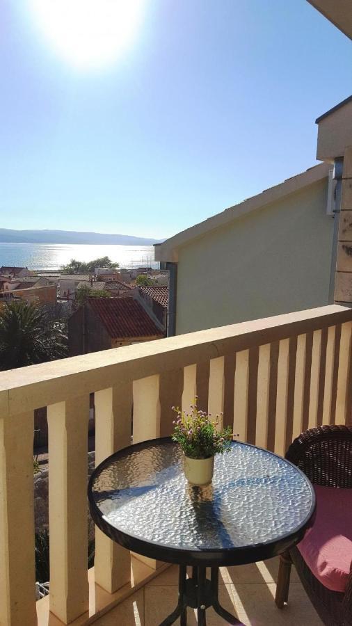 Apartments Angela Baška Voda الغرفة الصورة